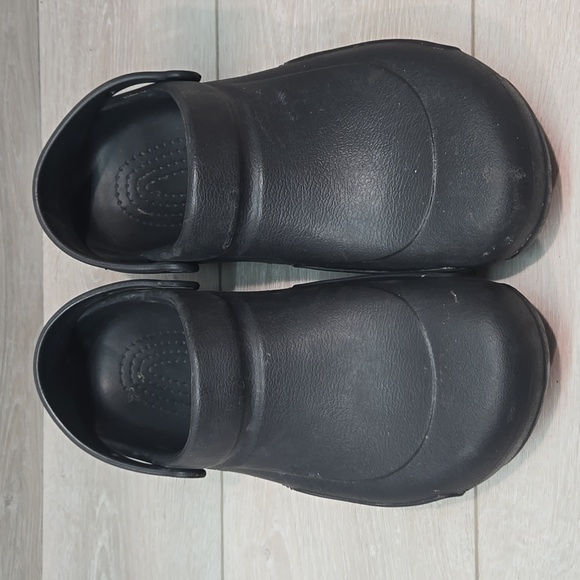 Crocs Men's Black Outdoor Rubber Clogs Shoes Sz 13 - Picture 3 of 11
